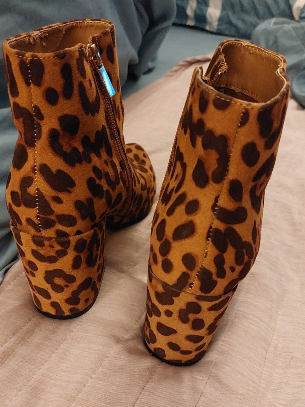 Sasha Cowhide Boots Size 23 (6.5 US)